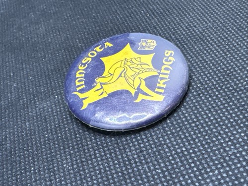 1960's Minnesota Vikings Pinback - Picture 4 of 9