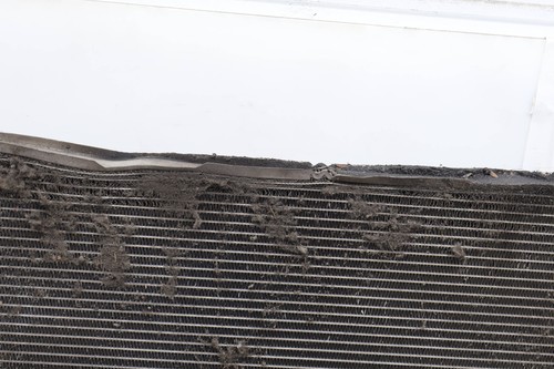 2013-2018 AUDI S8 - Radiator 4H0121251B - Picture 2 of 6