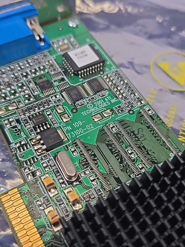 ATI Rage 128 Pro Ultra GL 16MB AGP Video 109-73100-02 Half Height Graphics Card - Picture 3 of 7