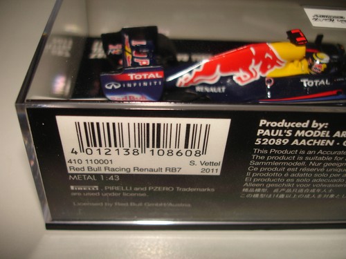 F1 S.Vettel Minichamps Red Bull Renault RB7 2011 1/43 OVP - Bild 5 von 5