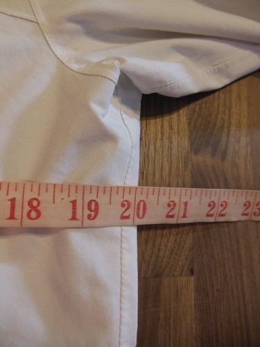 Helly Hansen polyamide polyurethane coated white Jacket. UK women's size Medium - Picture 8 of 10