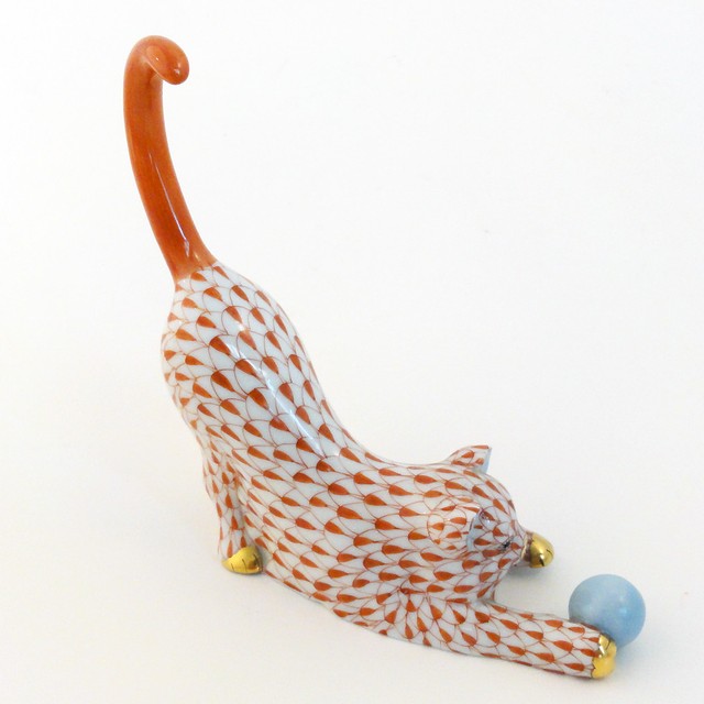 CAT WITH Blue BALL #15309 by Herend 5.25