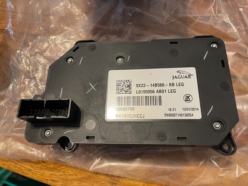 Interruptor de ajuste asiento derecho Jaguar XF 12-15 NUEVO GENUINO C2Z29290LEG 7G8 - Imagen 3 de 4