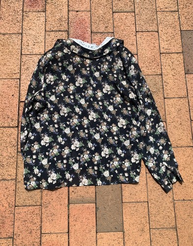 Vintage 80's Katies Black Floral Blouse with Lace Collar - Size M - Picture 3 of 10