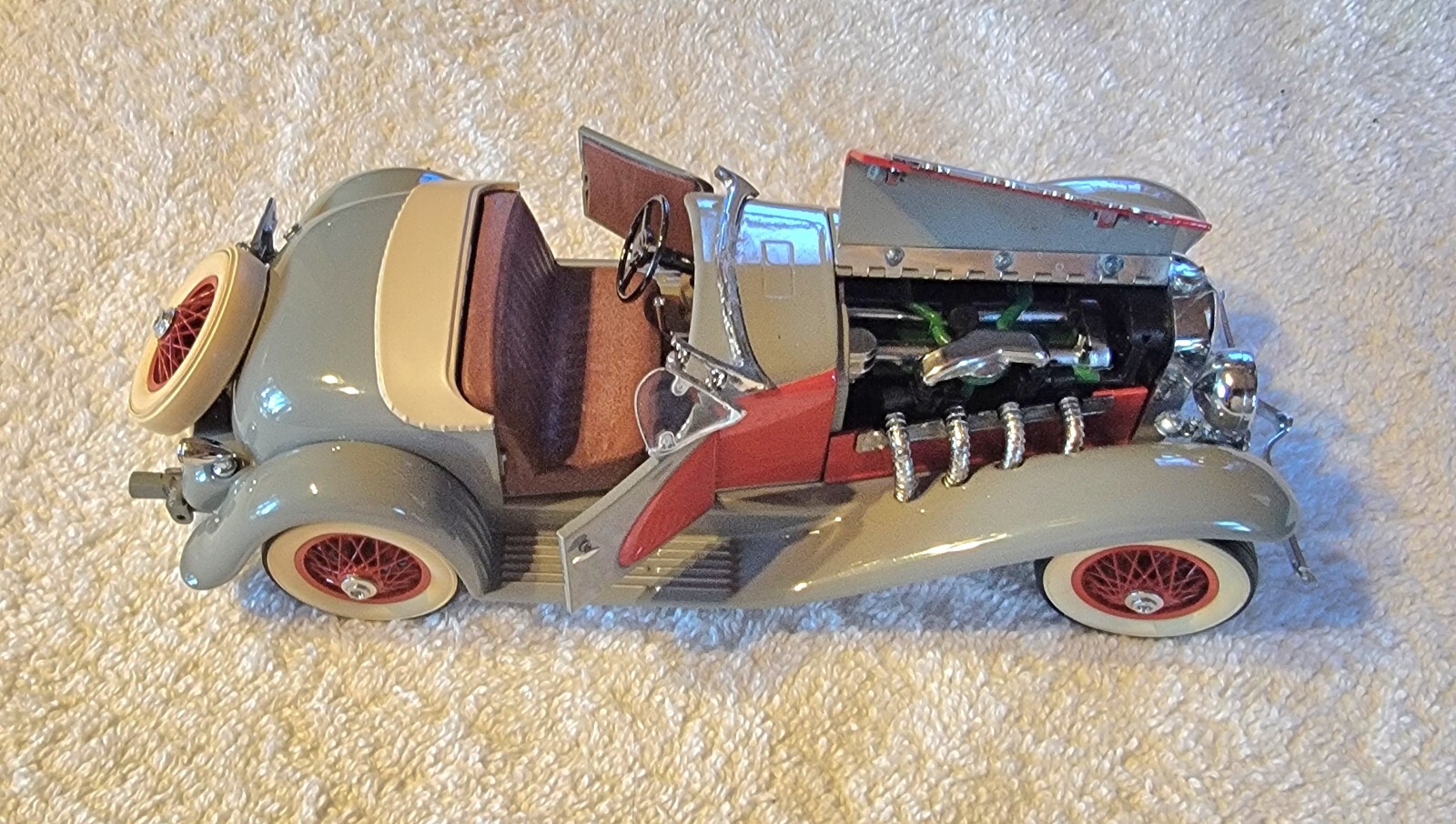 Picture 7 of 24