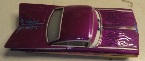 DISNEY PIXAR CARS PURPLE RAMONE RADIATOR SPRINGS FLL33 Chevrolet Toy Mattel Car - Picture 10 of 15