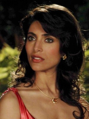 BEAUTIFUL CATERINA MURINO BOND GIRL CASINO ROYALE 5X7 Photo