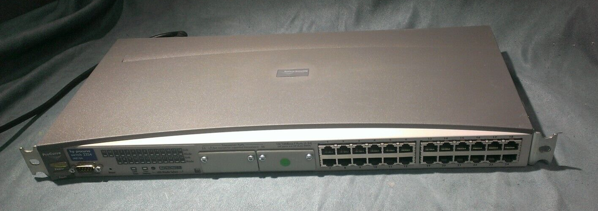 HP ProCurve 2324 J4818A Network 24-port Fast Ethernet Switch for