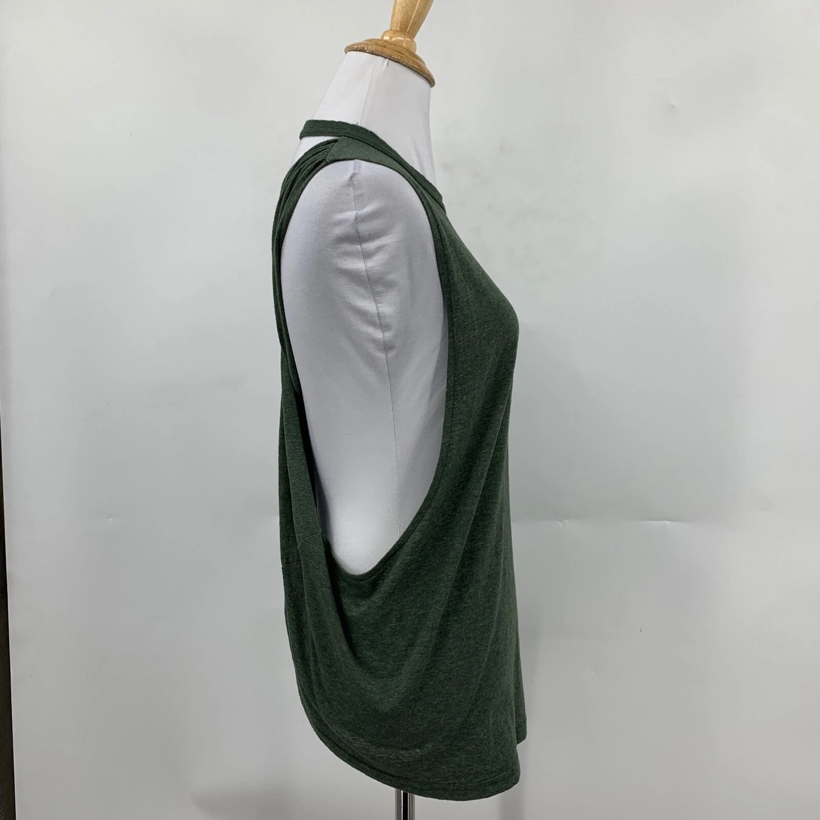 free-people-movement no movement army top tank-top
