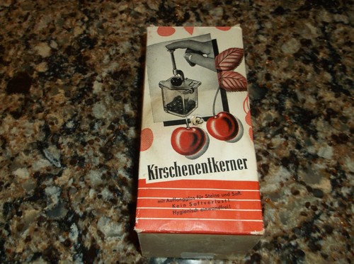 VINTAGE CHERRY STONING PITTING CHERRIES NR. 601 MADE GERMANY KIRSCHENENLKERNER - Picture 6 of 12