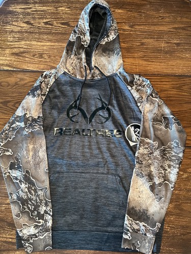 Realtree Camo Hoodie NWT Size Large - Picture 2 of 5