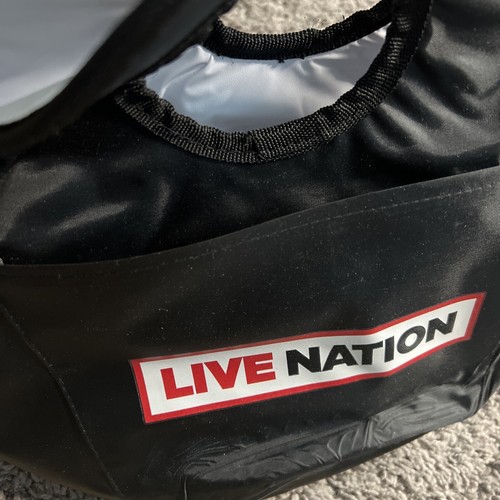 LIVE NATION open nylon cooler with built in bottle opener, Handle and Pocket - Picture 4 of 4