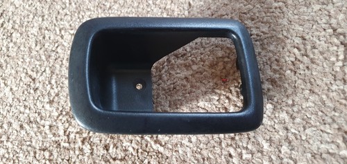 Ford Fiesta Mk3 1989-96 Driver Right Interior Inner Door Handle Trim Surround ♻️ - Picture 1 of 11