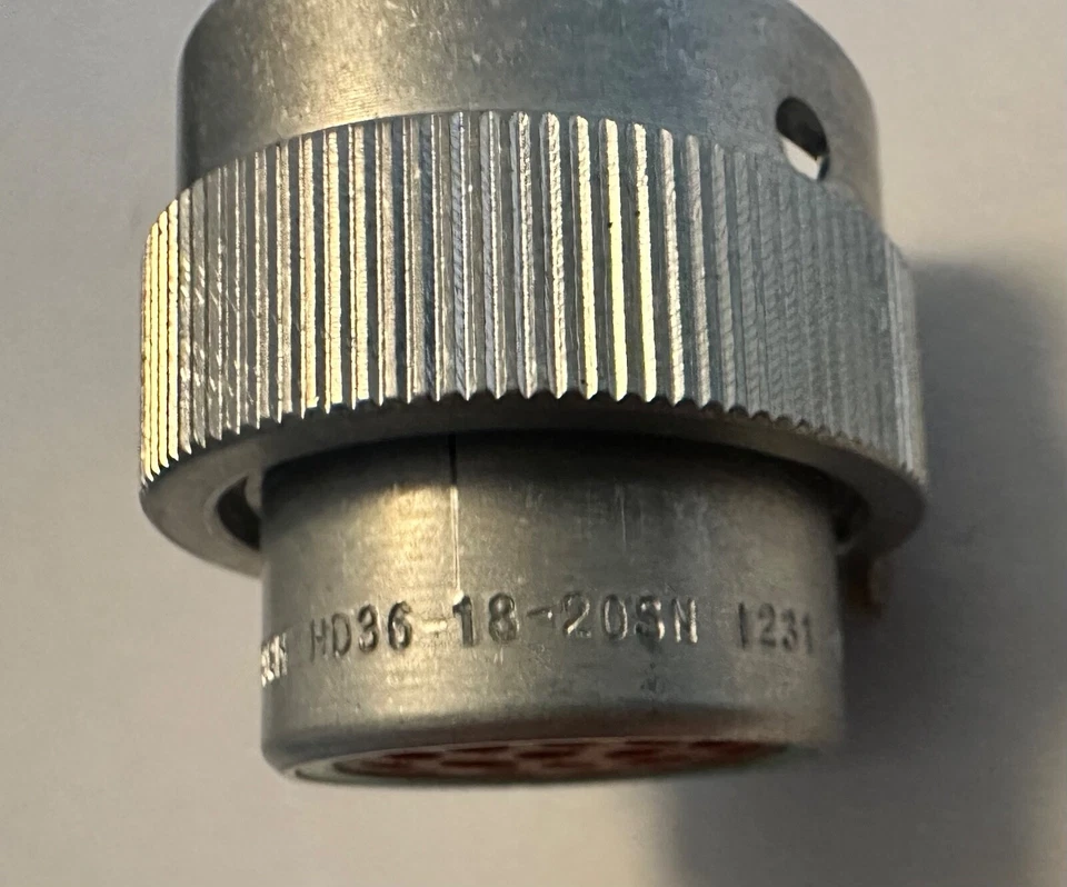 Deutsch HD36-18-20SN 20 Connector (2) size 16 (18)  size 20 Genuine Deutsch - Image 3 of 3