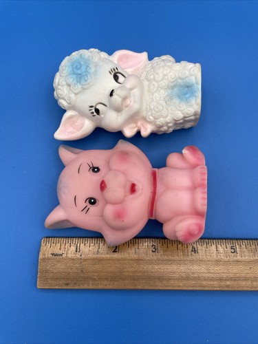 2 Vintage Squeak Baby Toys Vinyl Lamb Kitten Retro Kitsch Collectible Both Work - Picture 6 of 9