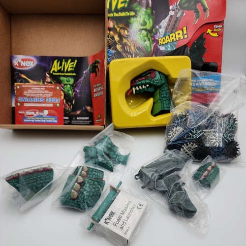 KNEX Alive Roaring Basilisk Fantastic Beasts You Build To Life Open Box - Picture 8 of 10