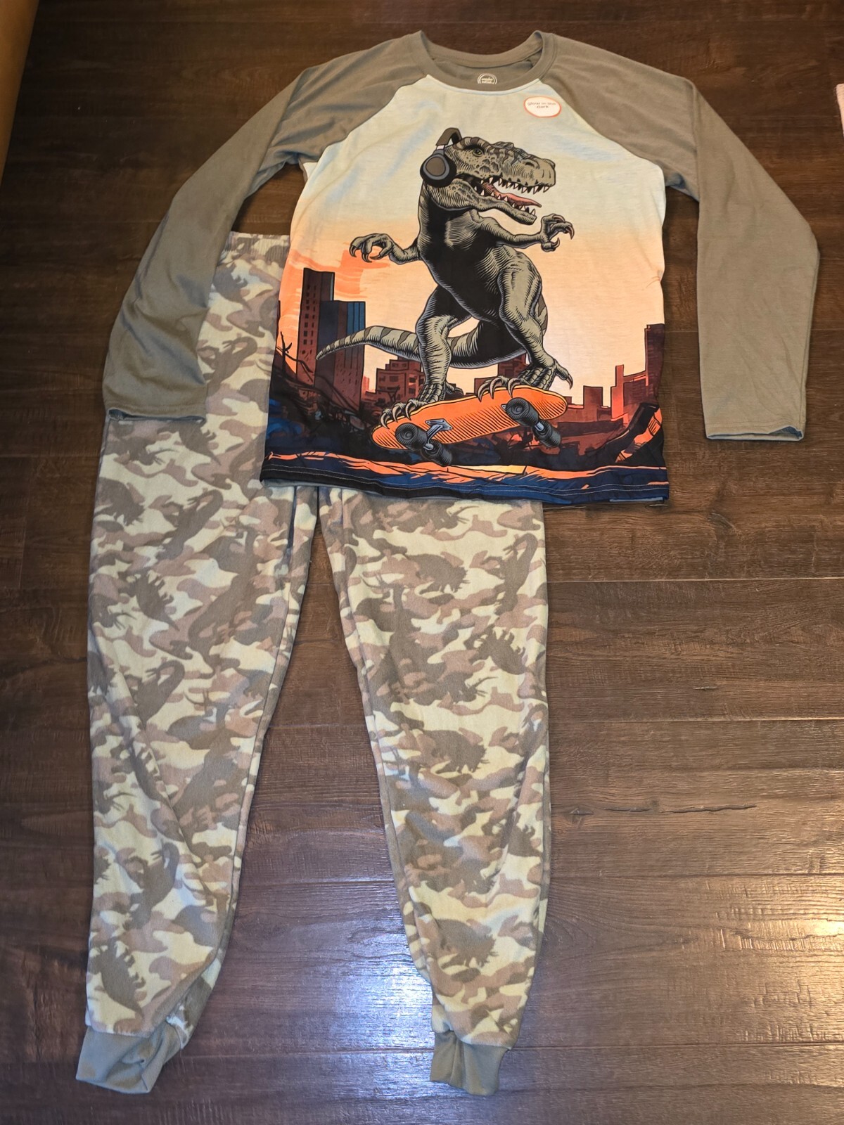 Picture 1 of 13