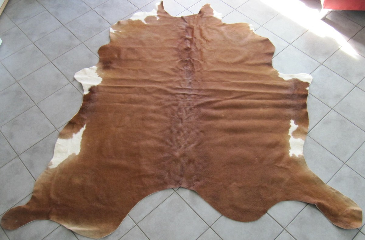 Top Condition: Beautiful Cowskin Cowhide IKEA Koldby! Brown
