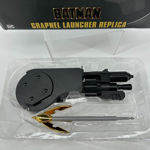 Figura de acción coleccionable réplica Lanzador Grapnel Serie 1989 NECA Batman - Imagen 3 de 5