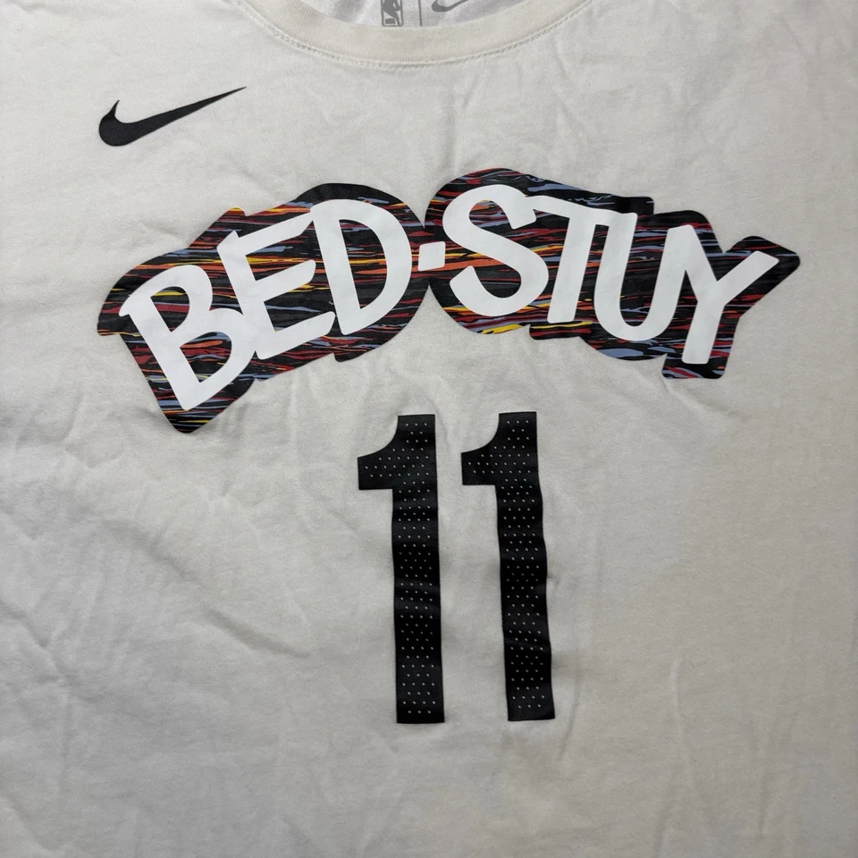 Camiseta deportiva blanca para hombre Nike Brooklyn Nets Kyrie Irving City Edition 2XL NBA Foto 2 de 4