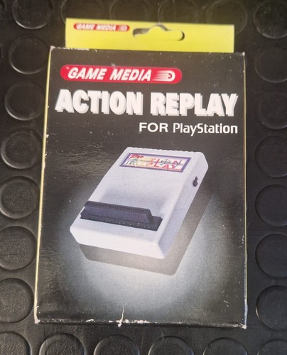 PRO Action replay Per Playstation 1 PS1 SCPH-1000-3000-5000-7000 nuova - Foto 1 di 2