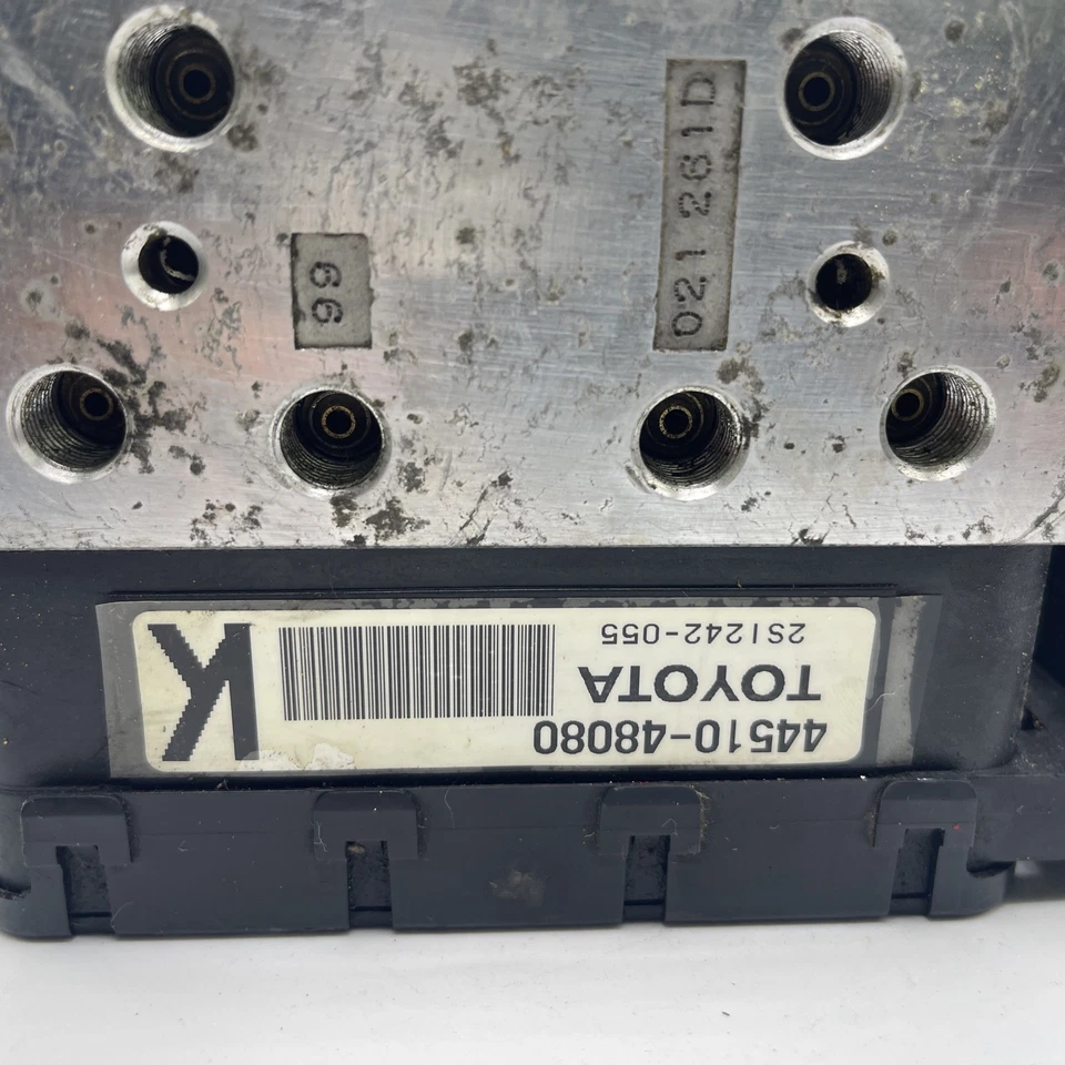 G2U 0818 Toyota Highlander Hybrid Lexus RX450h ABS Brake Pump Module 4451048080 Foto 2 de 4