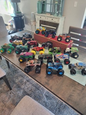 Lot of 20 Monster Jam Hot Wheels Monster Trucks 1:24  HUGE Lot