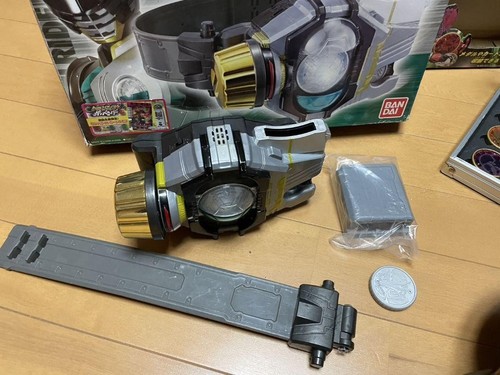Kamen Rider OOO DX OOO Driver Belt with 12 Core Medals Set One Strap Missing - Picture 3 of 5