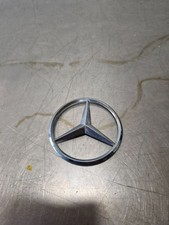 Mercedes-Benz GLC X253 C253 2018 Hinten Herstelleremblem A2538170016 MEB4733 Mercedes-Benz GLC X253 C253 2018 Hinten Herstelleremblem A2538170016 MEB4733