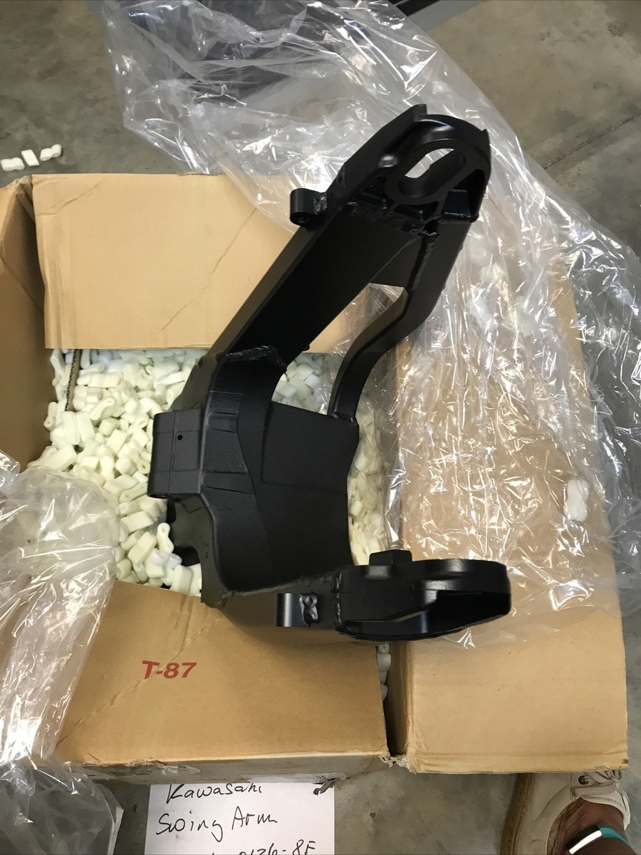05-06 Kawasaki Ninja Zx6r 636 Swing Arm Swingarm for sale