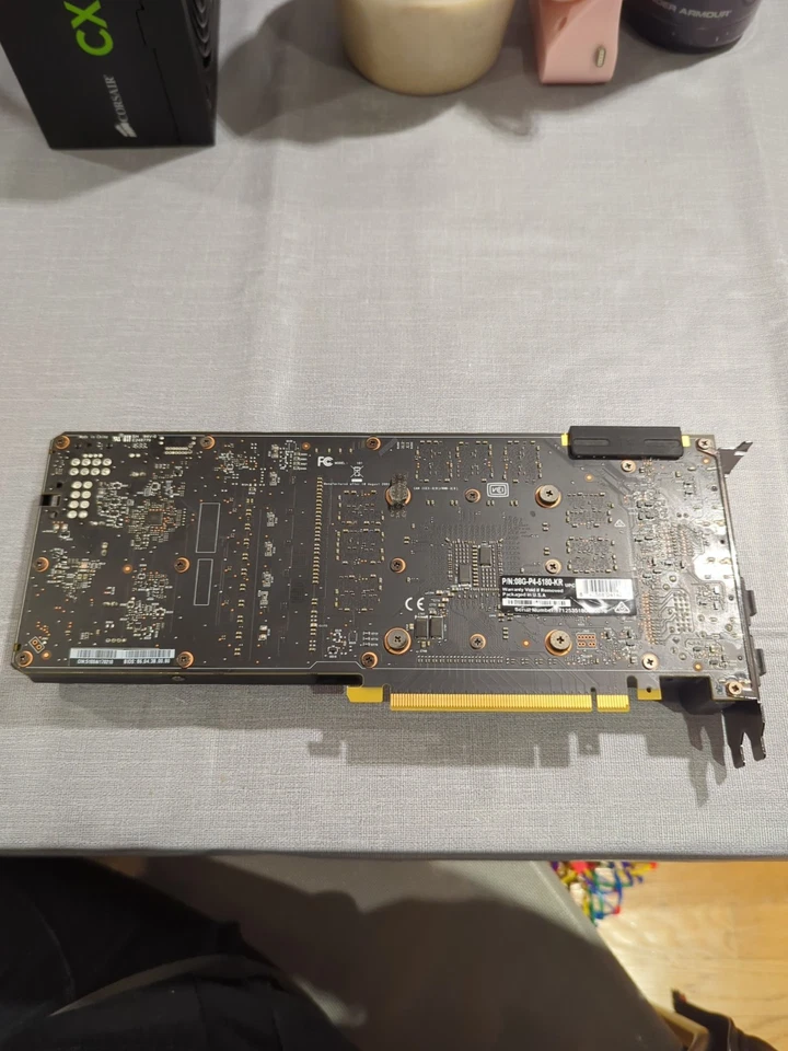 Tarjeta gráfica original EVGA GeForce GTX 1080 08G-P4-5180-KR 8GB GDDR5X Foto 2 de 4