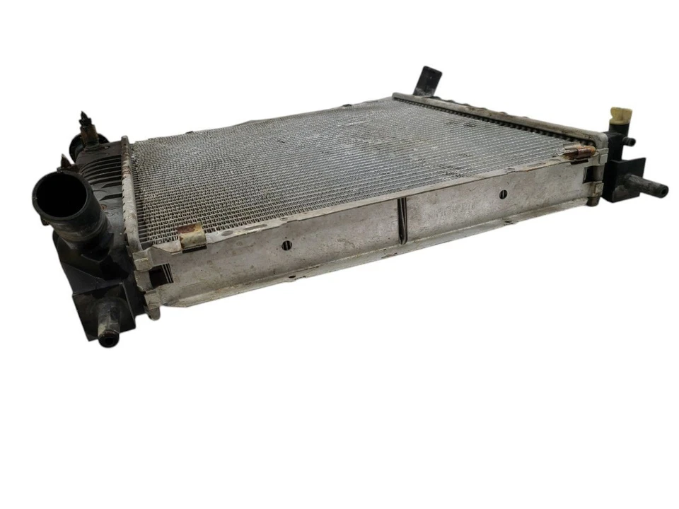 Radiador con aire acondicionado compatible con 91-94 EXPLORER 614354 Foto 4 de 4