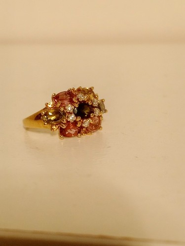 9ct Gold Cluster Ring Diamond 4.6 Grams Size N New Without Tags. - Picture 2 of 8