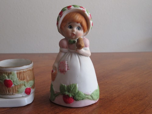 Strawberry Patches Jasco 1980 Bisque Bell-Girl holding Baby Bird + Votive Holder - Picture 4 of 13