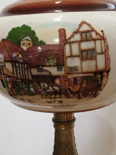 Vintage Metal Gilt & Ceramic Decorative Standard Lamp (working) Bayonet Fitting - Picture 12 of 23