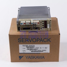 One NEW SGDM04ADA YASKAWA SGDM-04ADA SERVO DRIVE