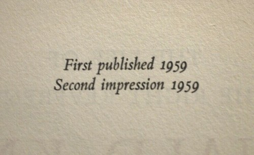 ** RARE Signed Slip Laid in ** Evelyn Waugh Ronald Knox in D/J 1959 - Picture 5 of 9