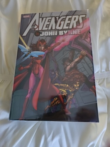 John Byrne / Avengers Omnibus 2016  Wanda Vision Morgan Myrtle Ryan NEAR MINT - Picture 1 of 5