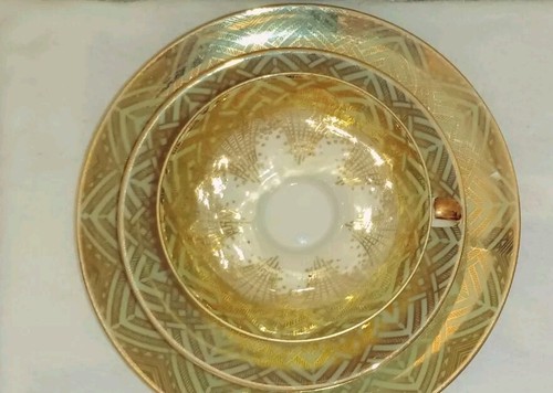 Vintage MCM Bavaria Germany Porcelain Tea Cup Saucer & Plate 3 Piece Green Gold - Picture 2 of 12