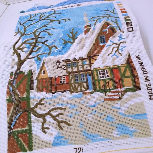 Marguerite Broderi Denmark #721 Winter Homes Painted Canvas Needlepoint Kit Open - Picture 2 of 9