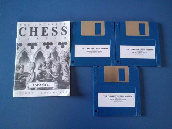 The complete chess system Juego PC IBM 3 1/2 - Español Sin caja - Oxford