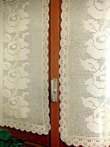 Magic Crochet # 37 Pattern Magazine August 1985 Thread Crochet Doilies Bedspread - Picture 8 of 20