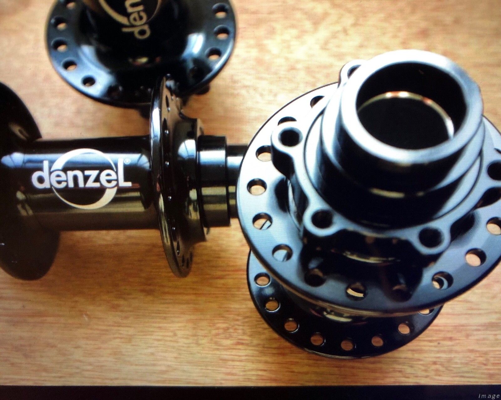 ✌SUR-RON MOTOPED●DENZEL EFahrrad●20X110mm THRU-AXLE 36H FR-HUB blk only ✌SUR-RON MOTOPED●DENZEL EFahrrad●20X110mm THRU-AXLE 36H FR-HUB blk only