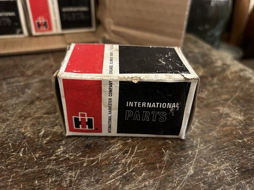 NOS International Harvester Equipment Pins-2 Inch-Full Box-1 Box Per Order - Picture 4 of 11
