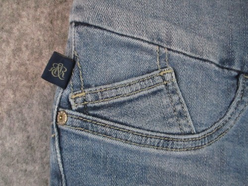 Rock Republic Jeans Womens 10 Blue Denim Fever Pull Up Cuffed Mid Rise 32x27 - Picture 3 of 17