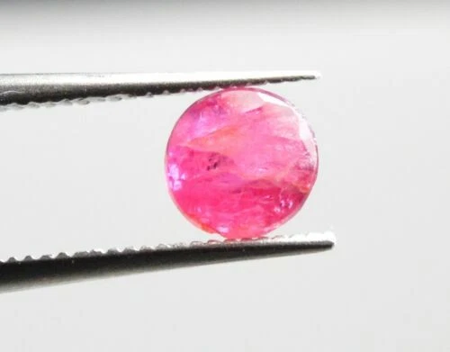 Gemas sueltas de rubíes naturales oval