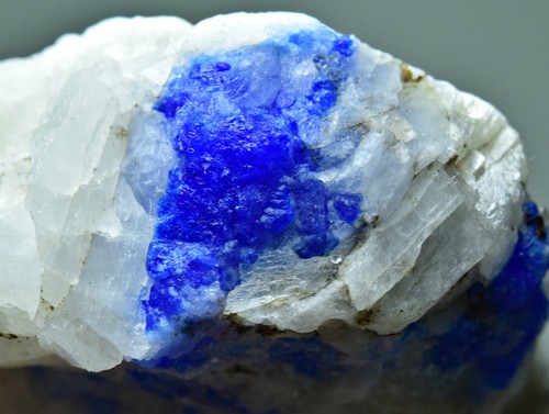 94 Gram Rare Fluorescent Hauyne Hauyn With Pyrite Mica and Calcite On Matrix - Picture 2 of 5