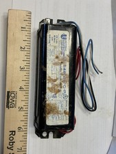 UNIVERSAL BALLAST RAPID START 120volts 60 hent  0.60 Amp