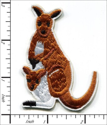 30 Pcs Embroidered Iron on patches Kangaro 5.5x7cm AP013kG