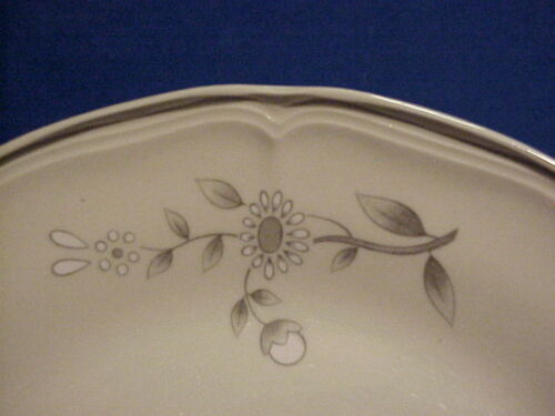 Vintage Southampton Steinzeug Sammlung 10 1/2" Essplatten JMP Marketing (4) - Bild 4 von 4